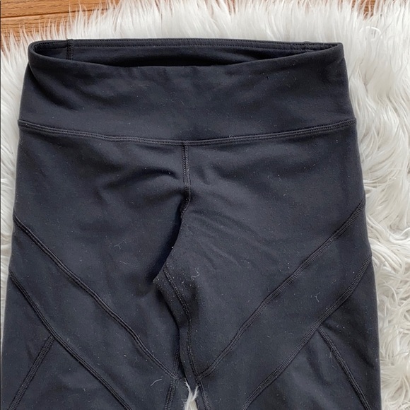 • Lululemon • Bandhas Crop Legging Ties Black 4 - Picture 4 of 5